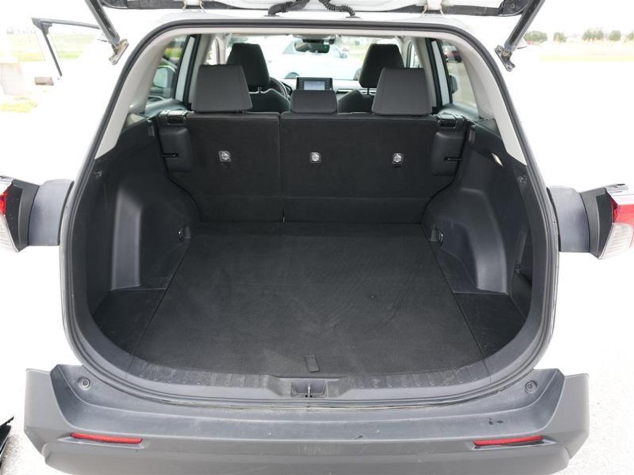 2022 Toyota RAV4 Hybrid  Photo