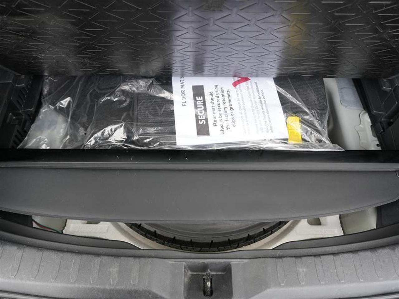 2022 Toyota RAV4 Hybrid  Photo