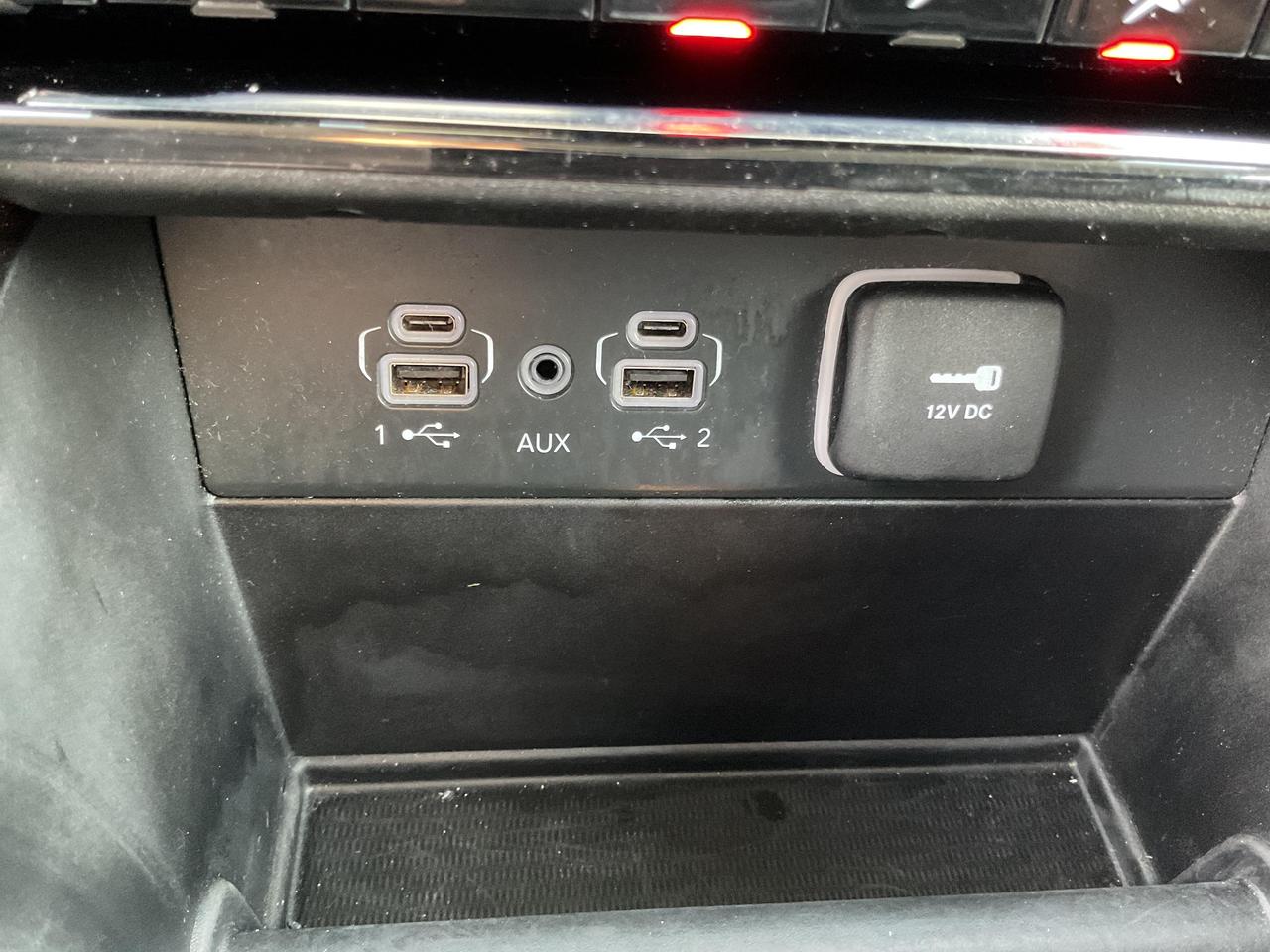 2023 Jeep Grand Cherokee L Laredo 4dr 4x4 Photo