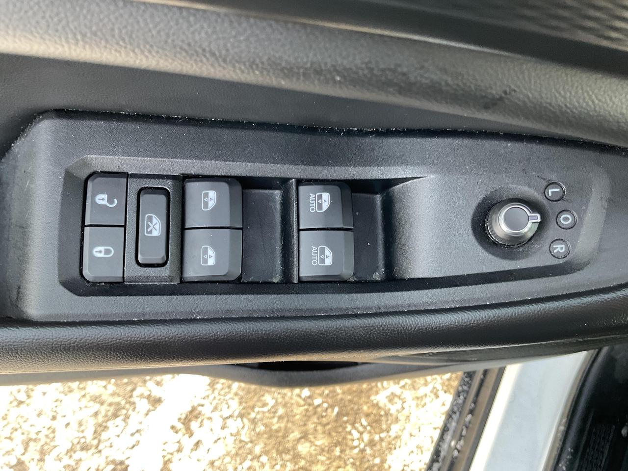 2023 Jeep Grand Cherokee L Laredo 4dr 4x4 Photo