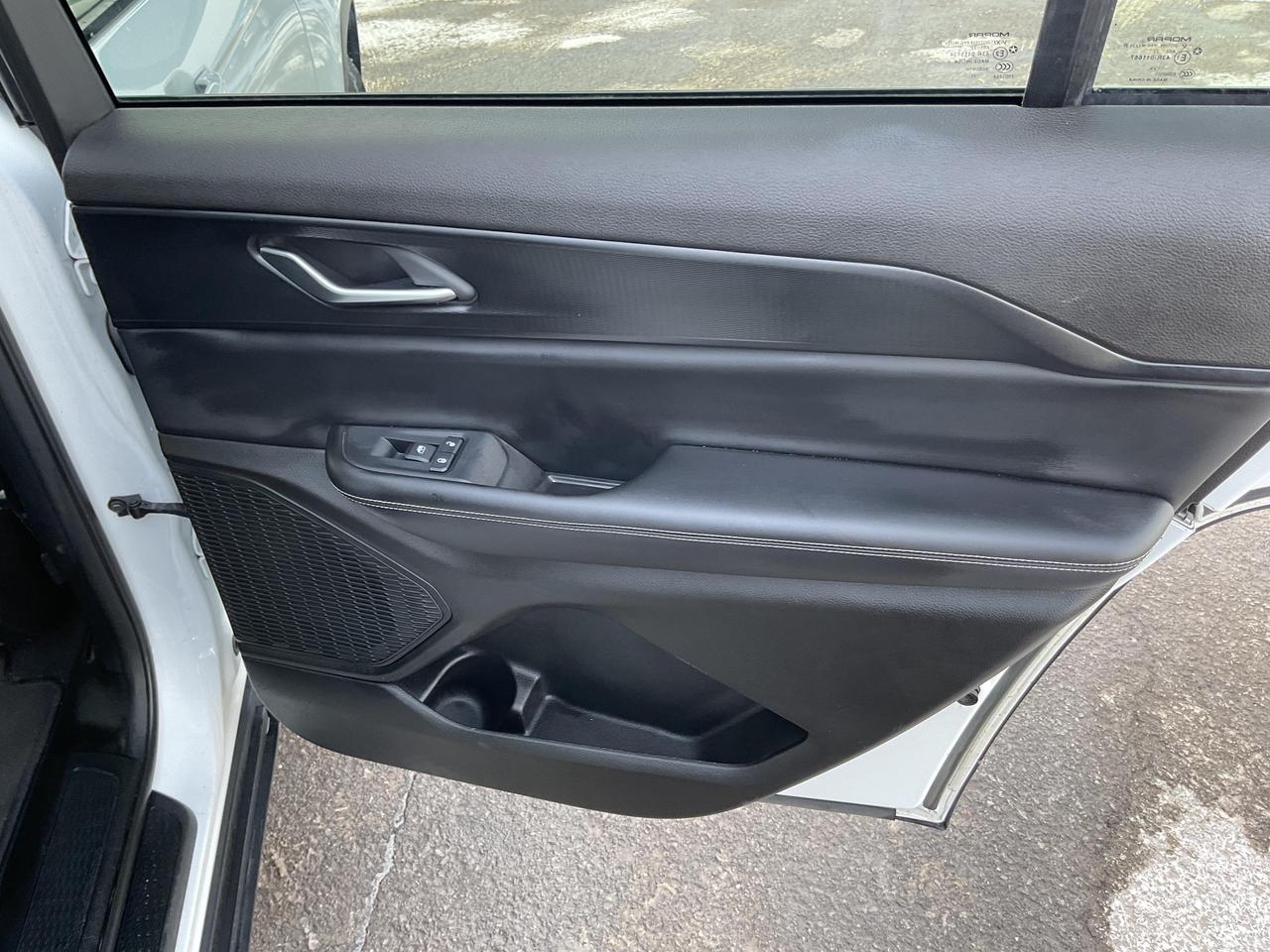 2023 Jeep Grand Cherokee L Laredo 4dr 4x4 Photo