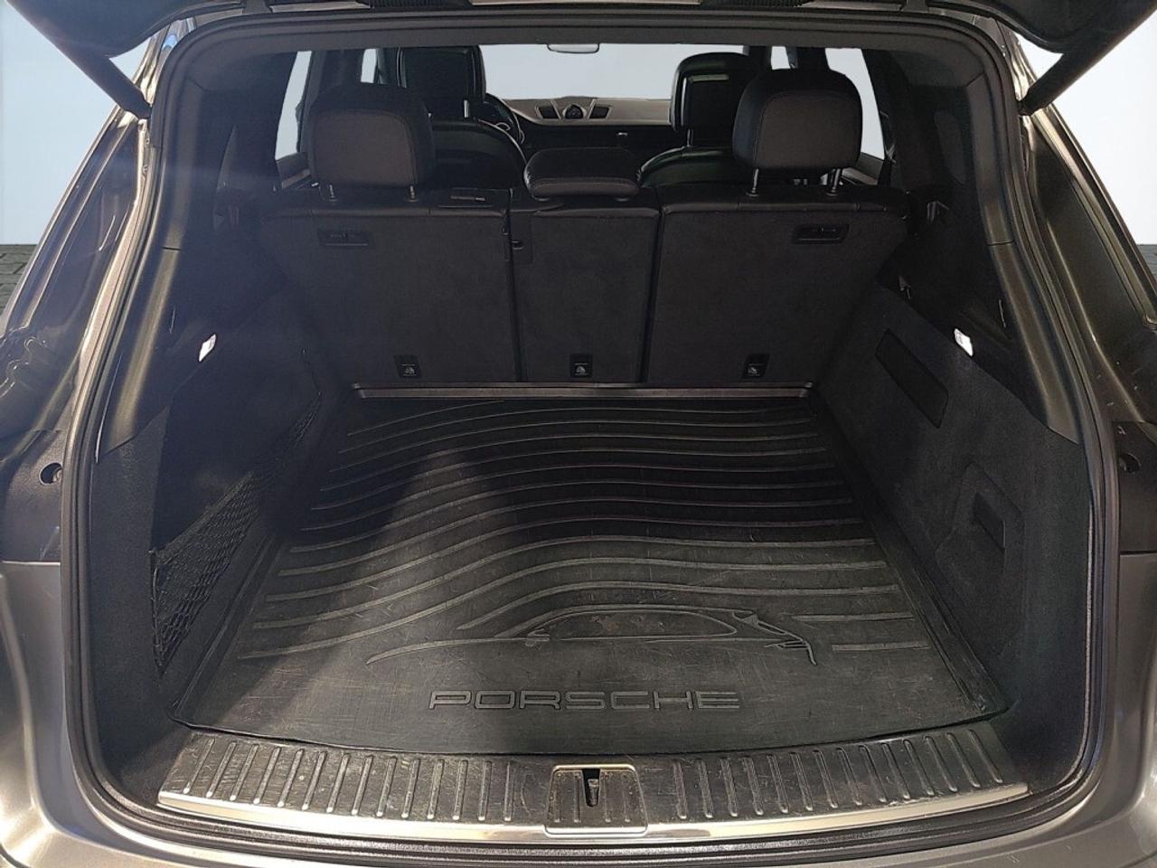 2019 Porsche Cayenne Premium Spec Cayenne AWD   Panoramic Roof   Black Photo