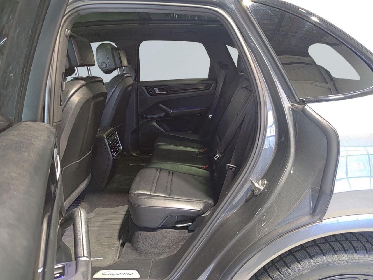 2019 Porsche Cayenne Premium Spec Cayenne AWD   Panoramic Roof   Black Photo
