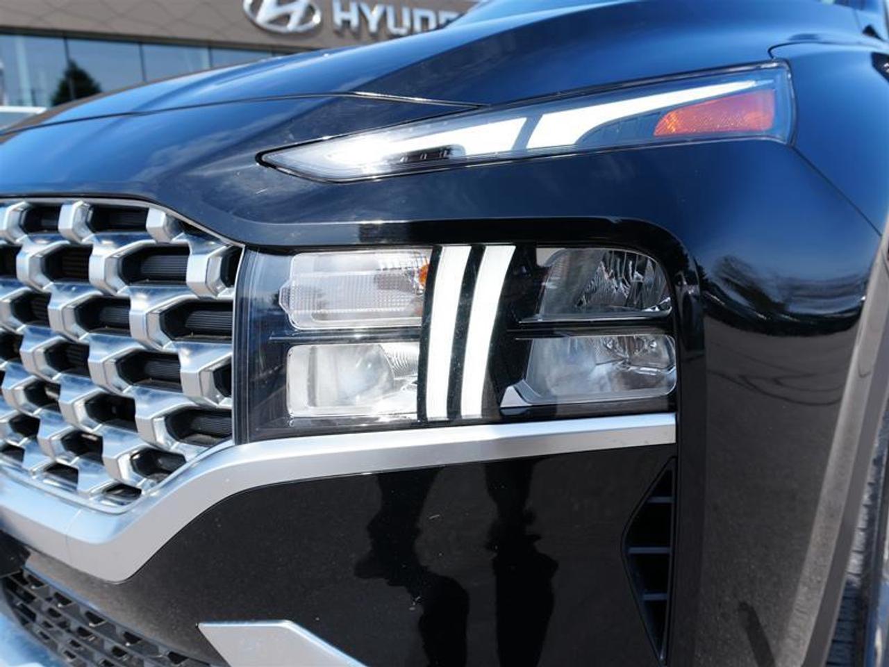 2023 Hyundai Santa Fe Hybrid  Photo