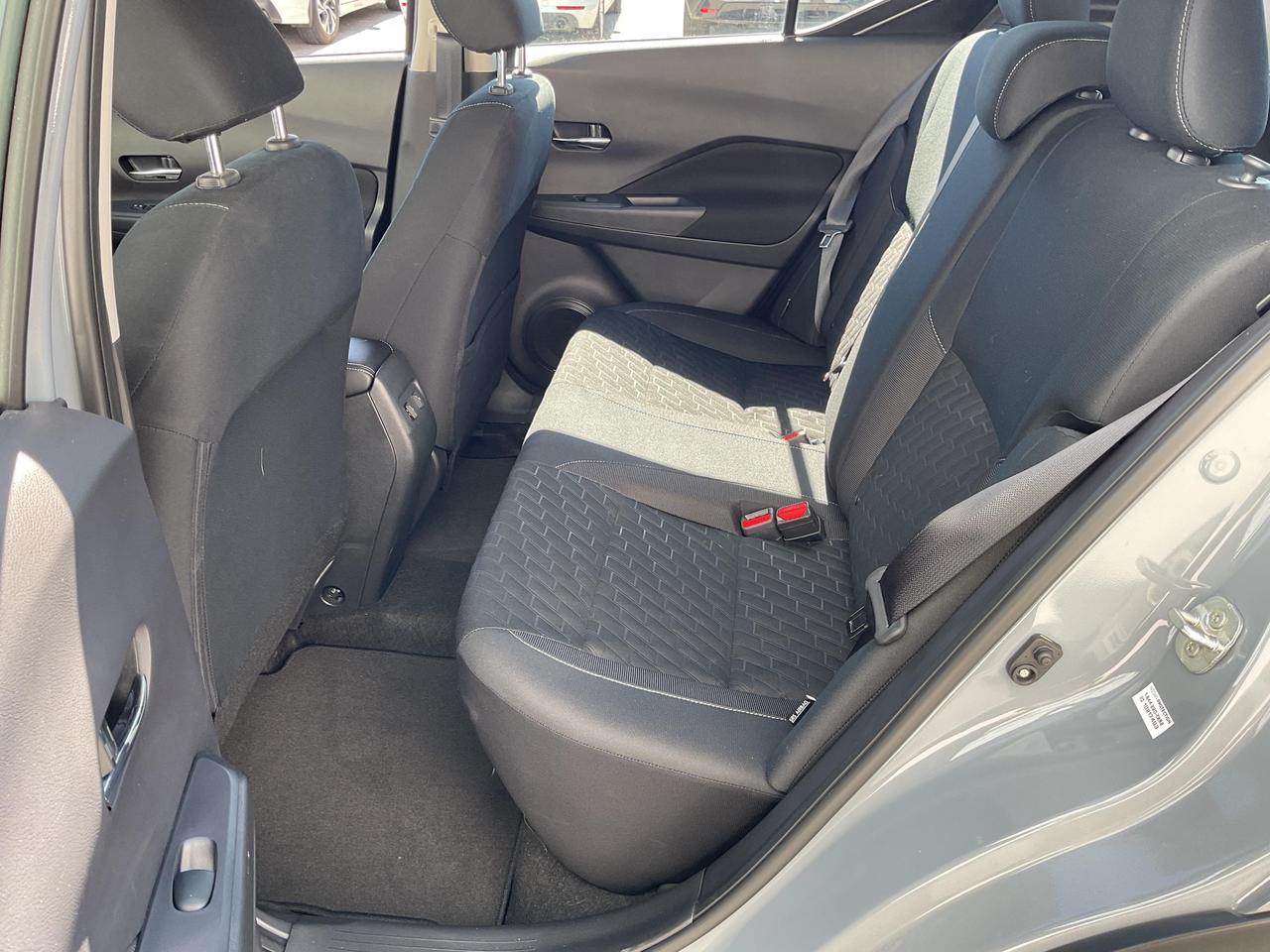 2024 Nissan Kicks SV 4dr Front-Wheel Drive Photo
