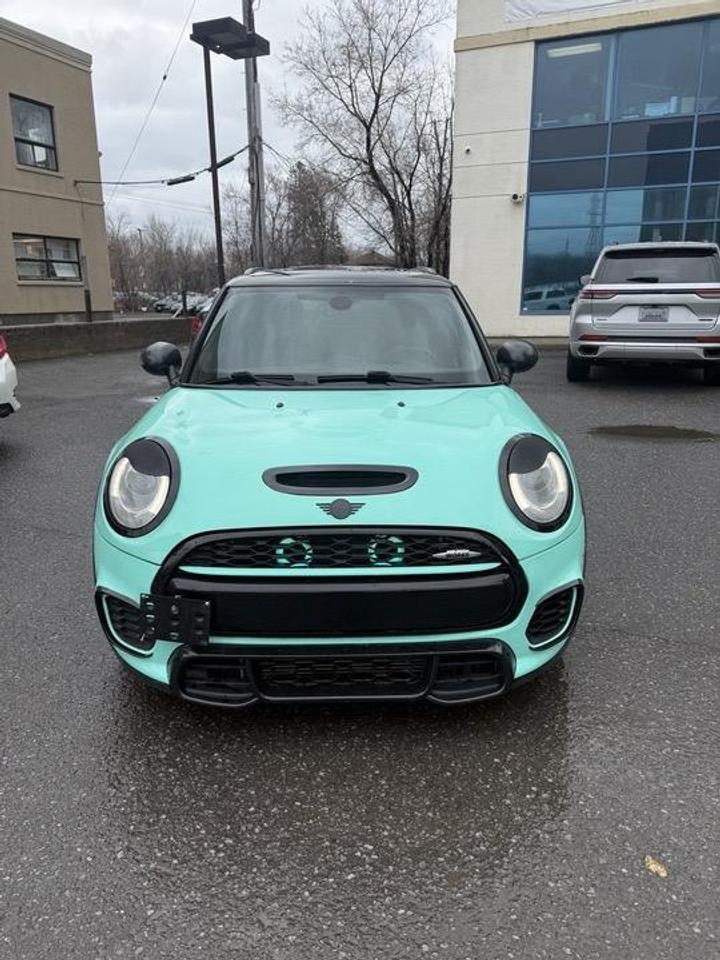 2016 MINI 3 Door John Cooper Works 2dr Hatchback Photo