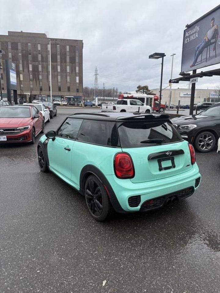 2016 MINI 3 Door John Cooper Works 2dr Hatchback Photo4