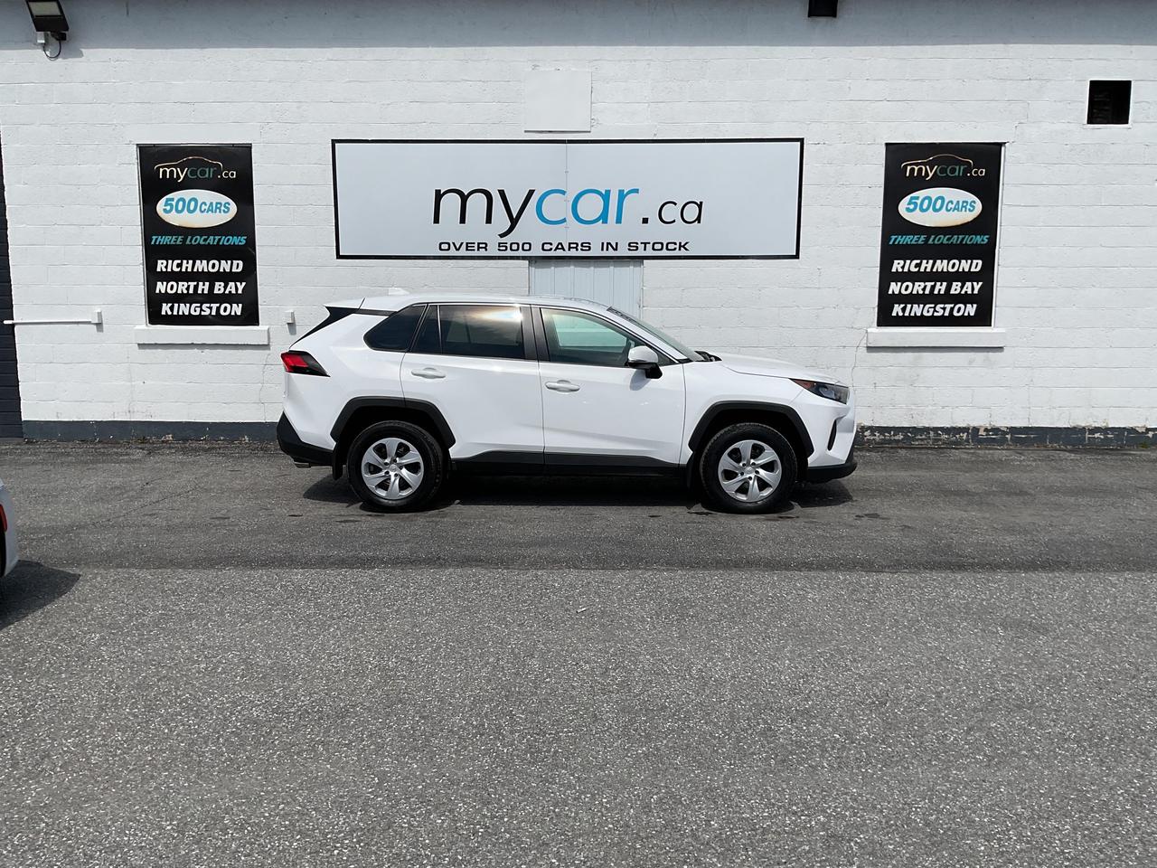 2024 Toyota RAV4 LE 4dr All-wheel Drive Photo