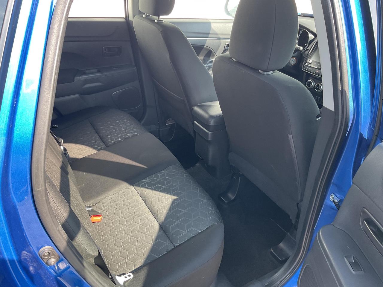 2024 Mitsubishi RVR ES 4dr AWC Photo