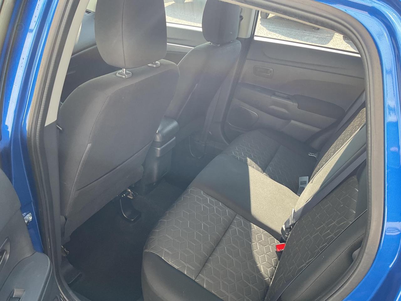 2024 Mitsubishi RVR ES 4dr AWC Photo