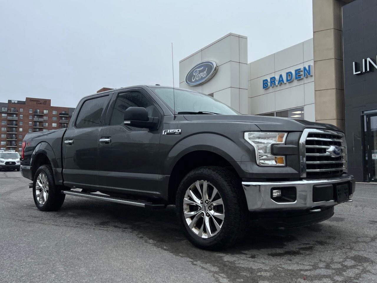 2015 Ford F-150 XLT   1 OWNER    NO ACCIDENTS Photo2