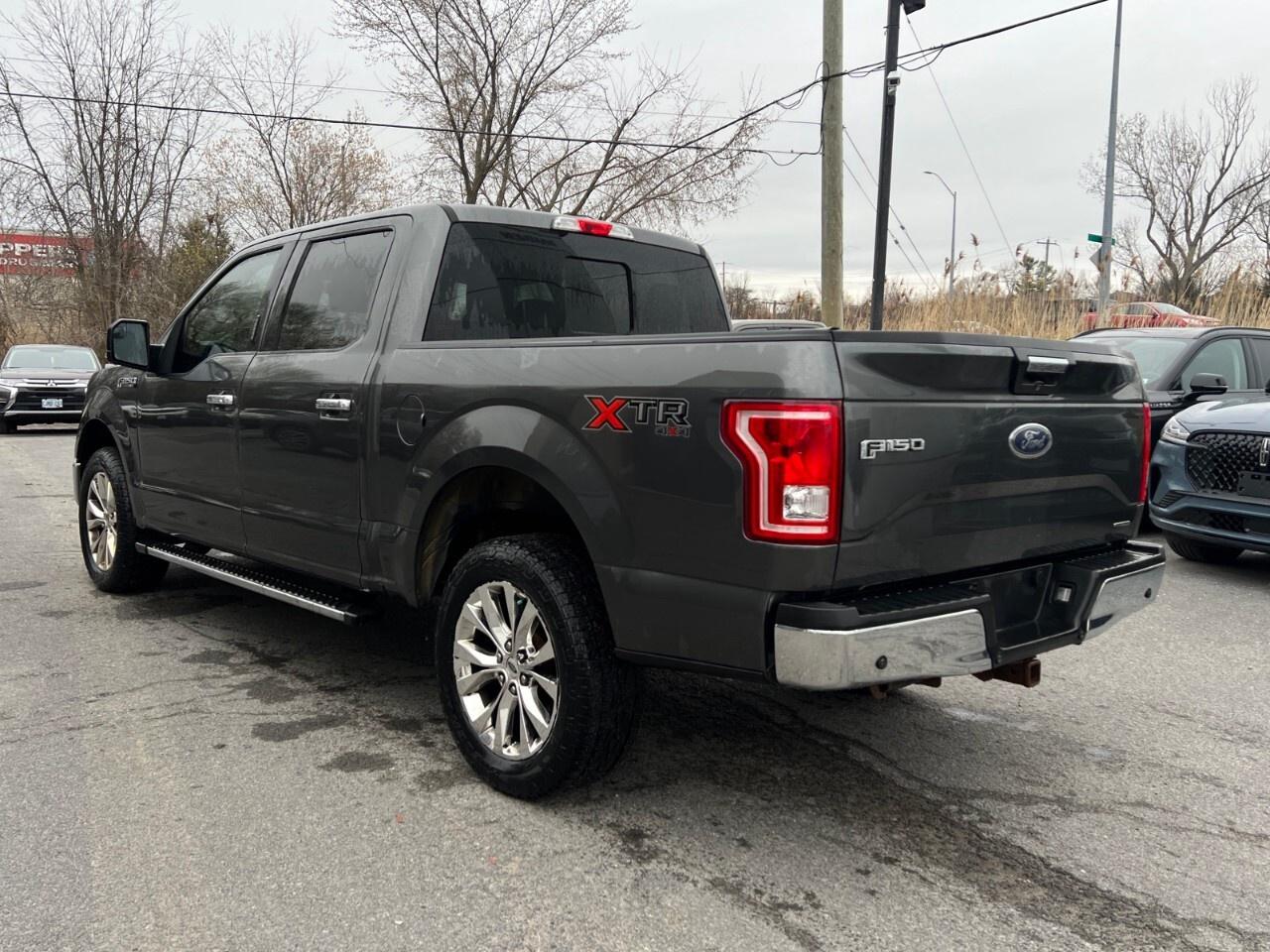 2015 Ford F-150 XLT   1 OWNER    NO ACCIDENTS Photo