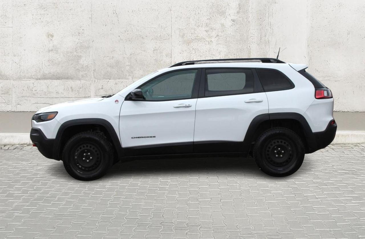 2022 Jeep Cherokee Trailhawk Photo