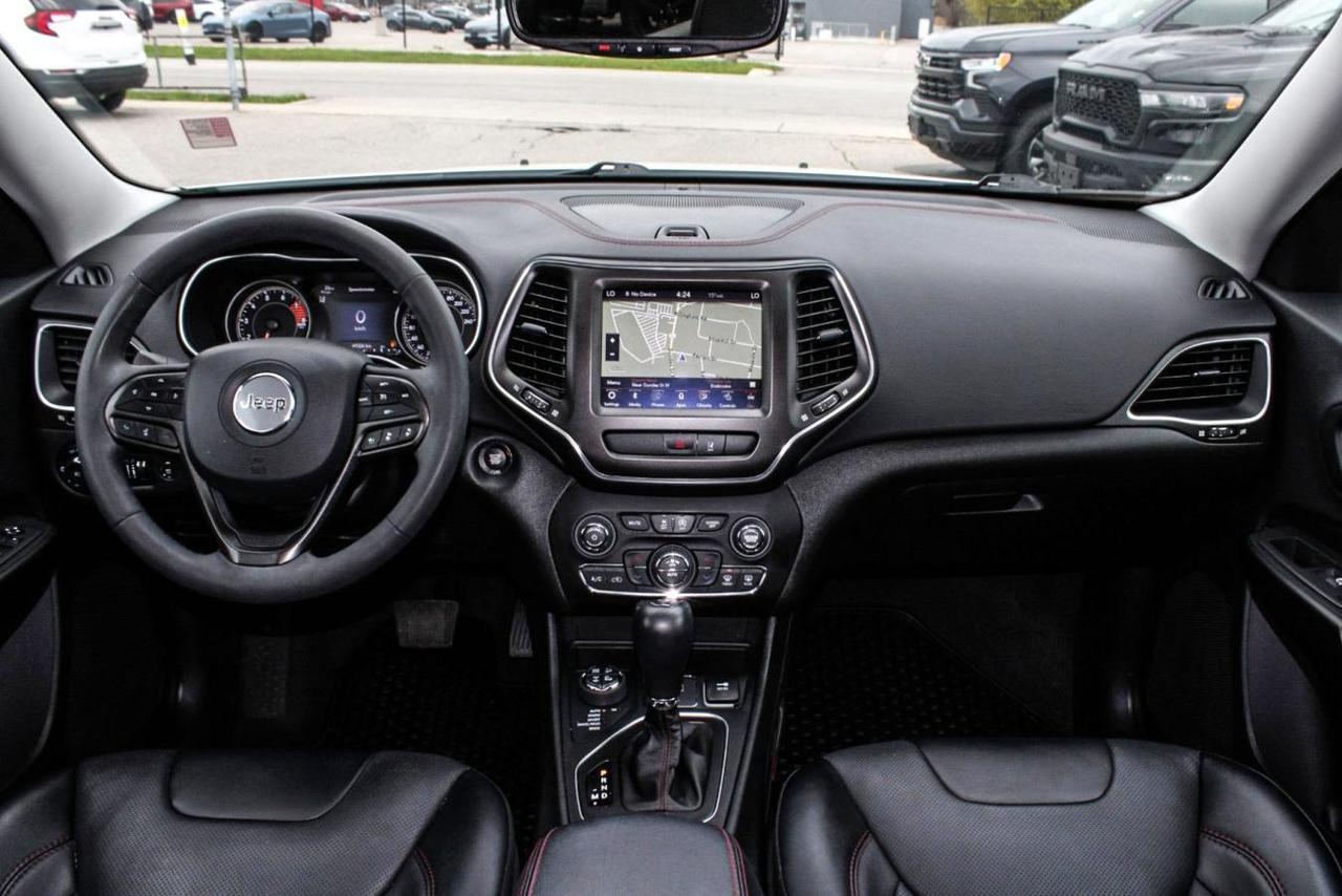 2022 Jeep Cherokee Trailhawk Photo