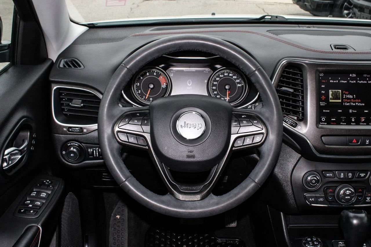 2022 Jeep Cherokee Trailhawk Photo