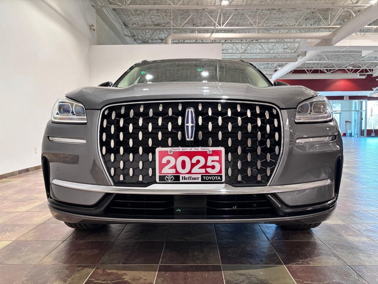2025 Lincoln Corsair Grand Touring GRAND TOURING - 1 OWNER Photo