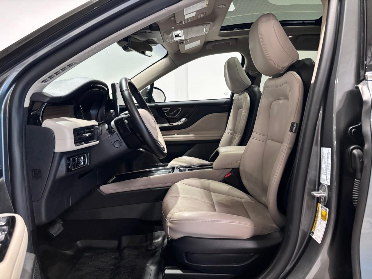 2025 Lincoln Corsair Grand Touring GRAND TOURING - 1 OWNER Photo