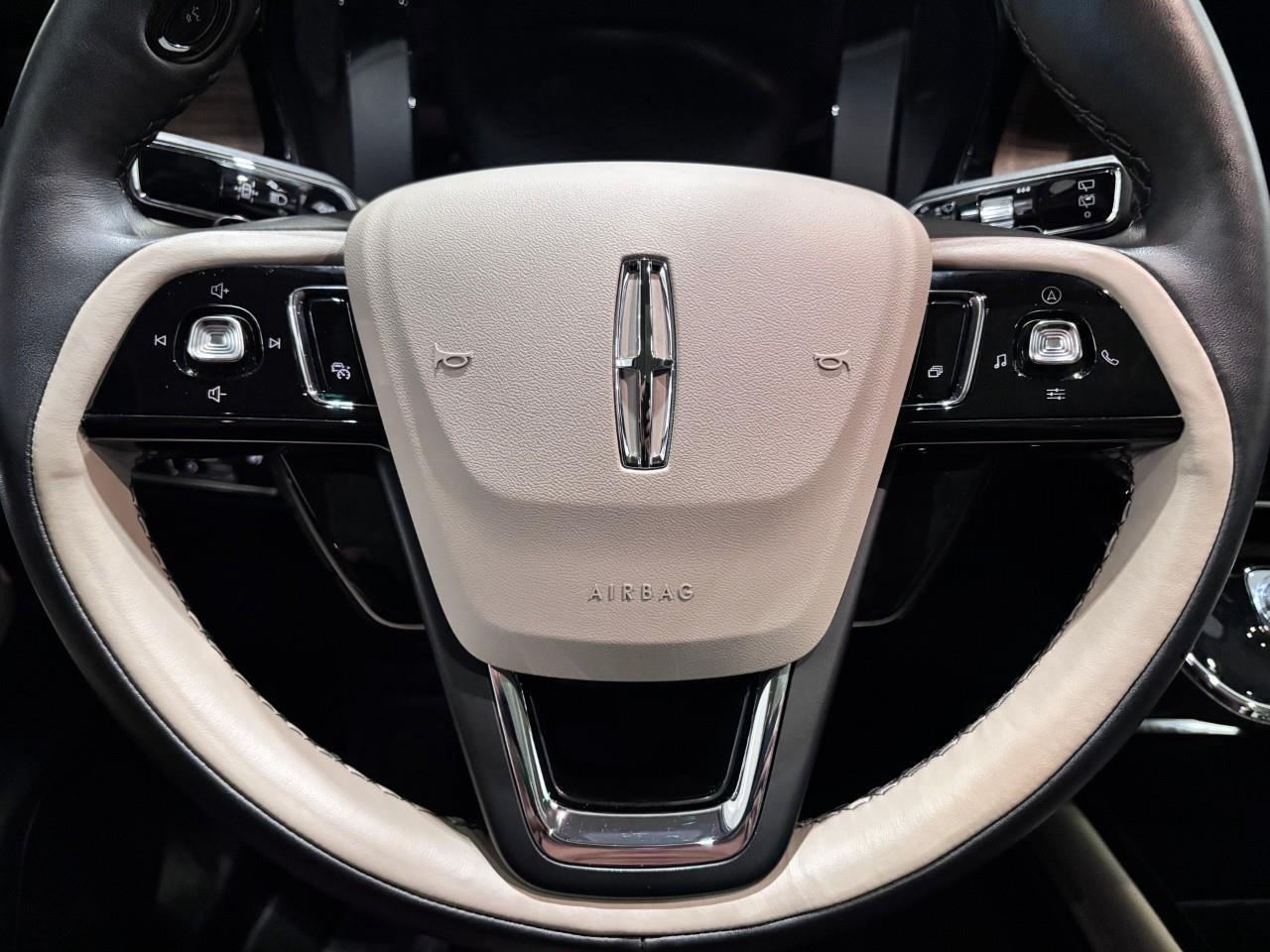 2025 Lincoln Corsair Grand Touring GRAND TOURING - 1 OWNER Photo