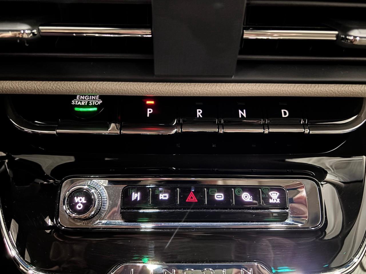 2025 Lincoln Corsair Grand Touring GRAND TOURING - 1 OWNER Photo