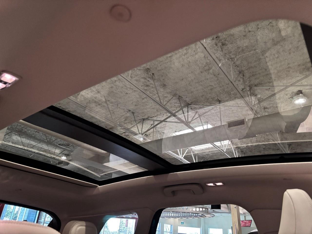 2025 Lincoln Corsair Grand Touring GRAND TOURING - 1 OWNER Photo