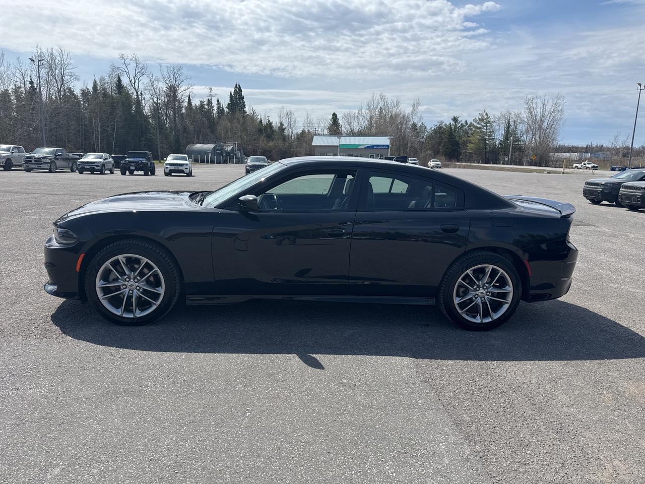 2021 Dodge Charger GT Photo2
