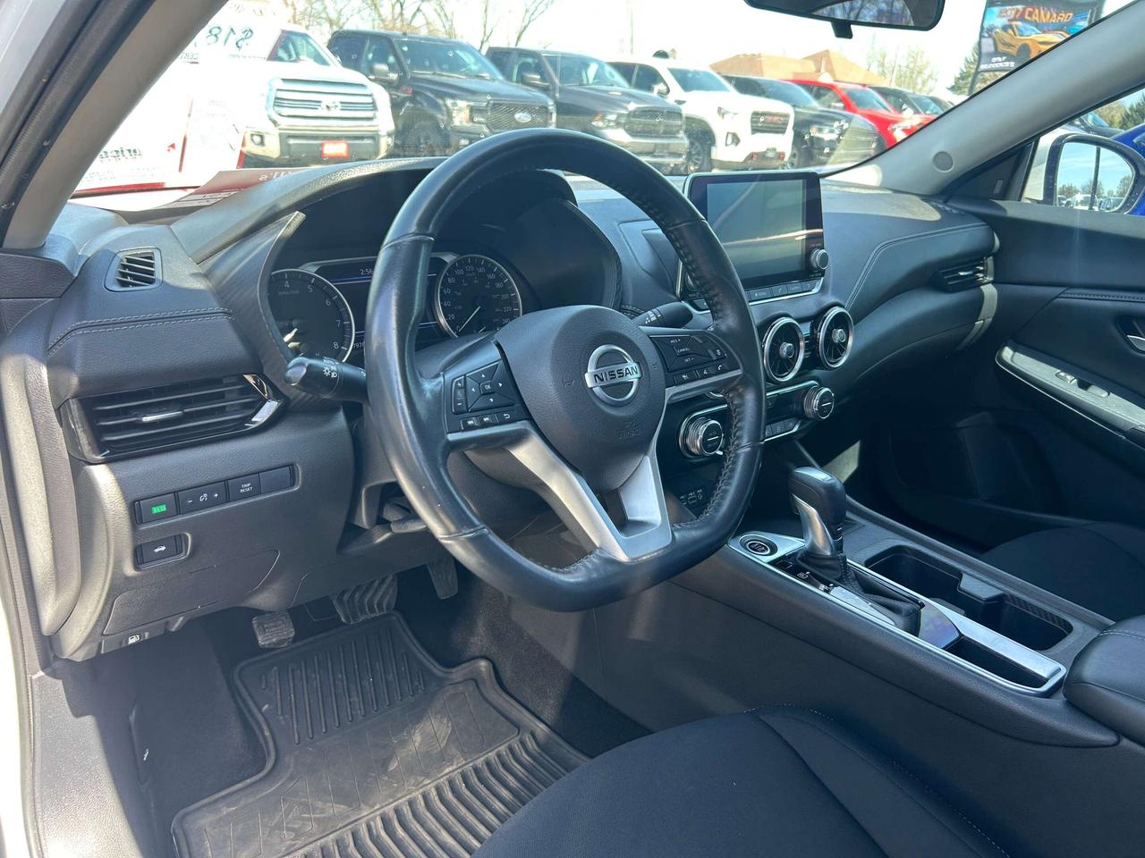 2022 Nissan Sentra SV, CLEAN CARFAX, REMOTE START, SUNROOF! Photo