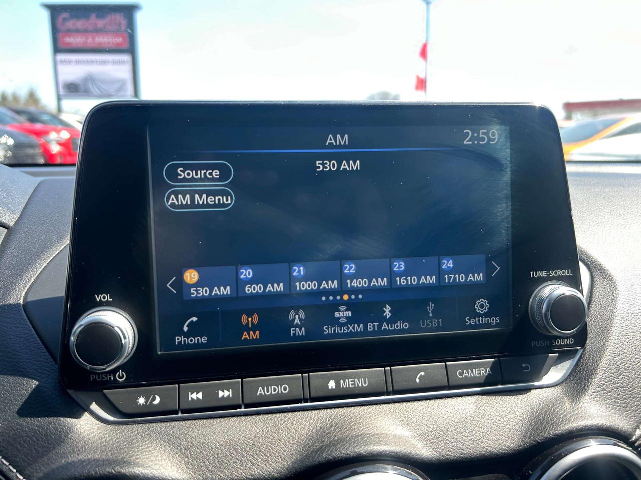 2022 Nissan Sentra SV, CLEAN CARFAX, REMOTE START, SUNROOF! Photo