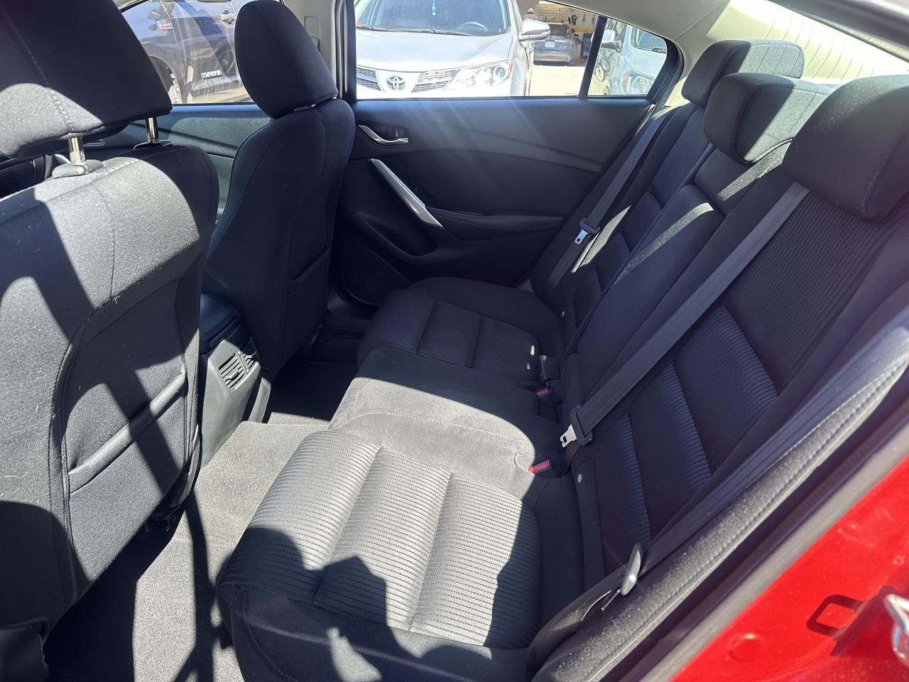 2014 Mazda MAZDA6 4dr Sdn 2.5L Auto GS Photo