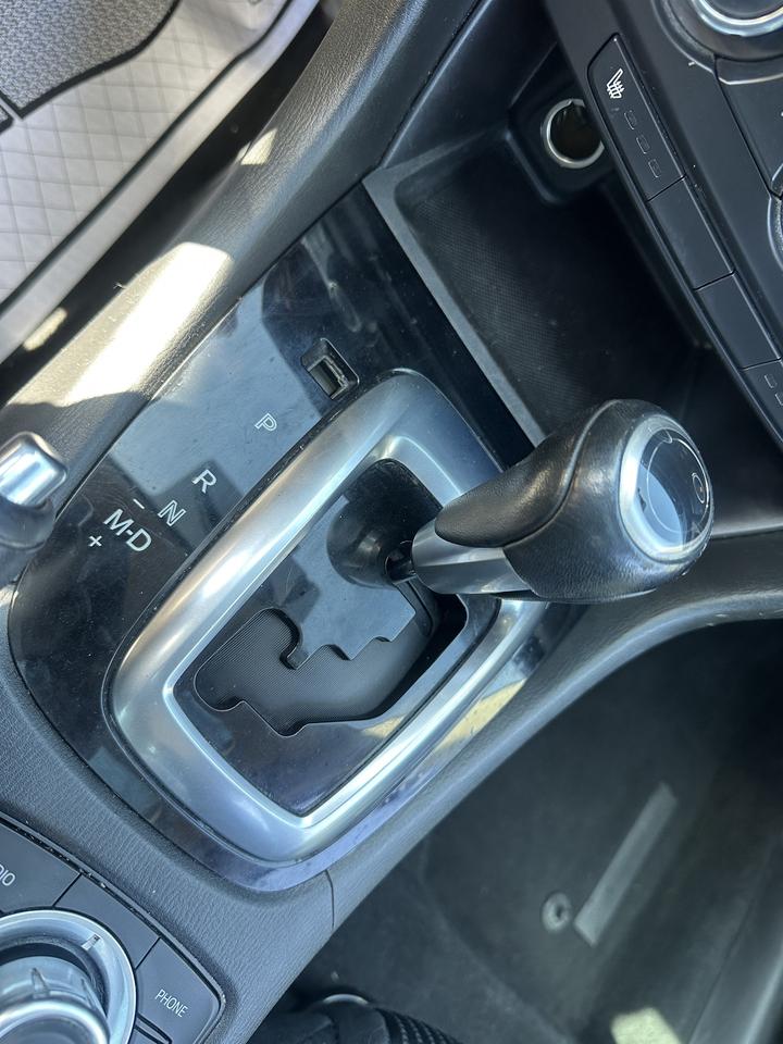 2014 Mazda MAZDA6 4dr Sdn 2.5L Auto GS Photo