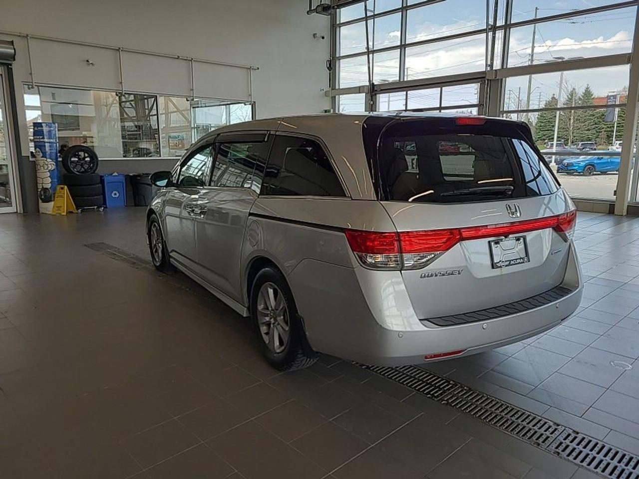 2015 Honda Odyssey Touring RES (AS-IS SALE U CERTIFY U SAVE) Photo