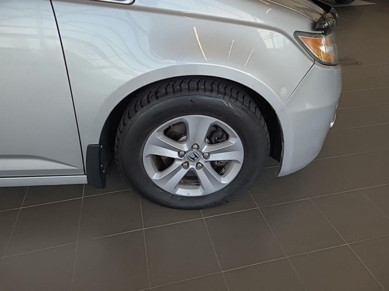 2015 Honda Odyssey Touring RES (AS-IS SALE U CERTIFY U SAVE) Photo