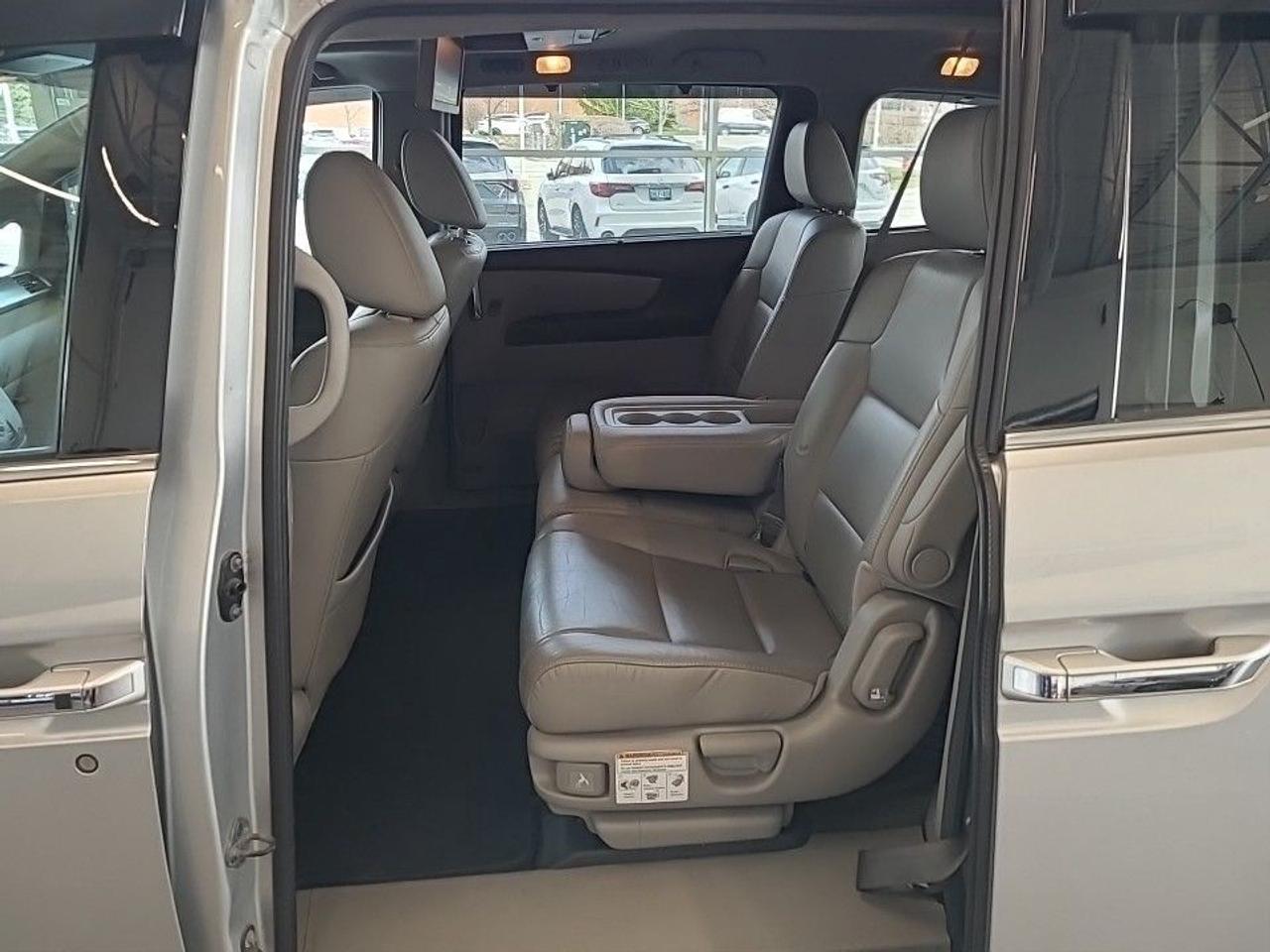2015 Honda Odyssey Touring RES (AS-IS SALE U CERTIFY U SAVE) Photo