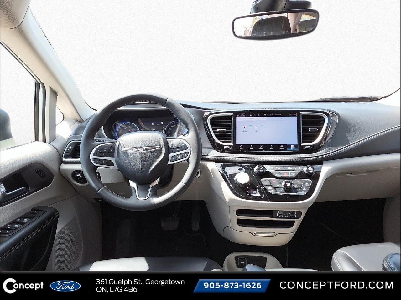 2023 Chrysler Pacifica Loaded   Leather   Power Doors Photo