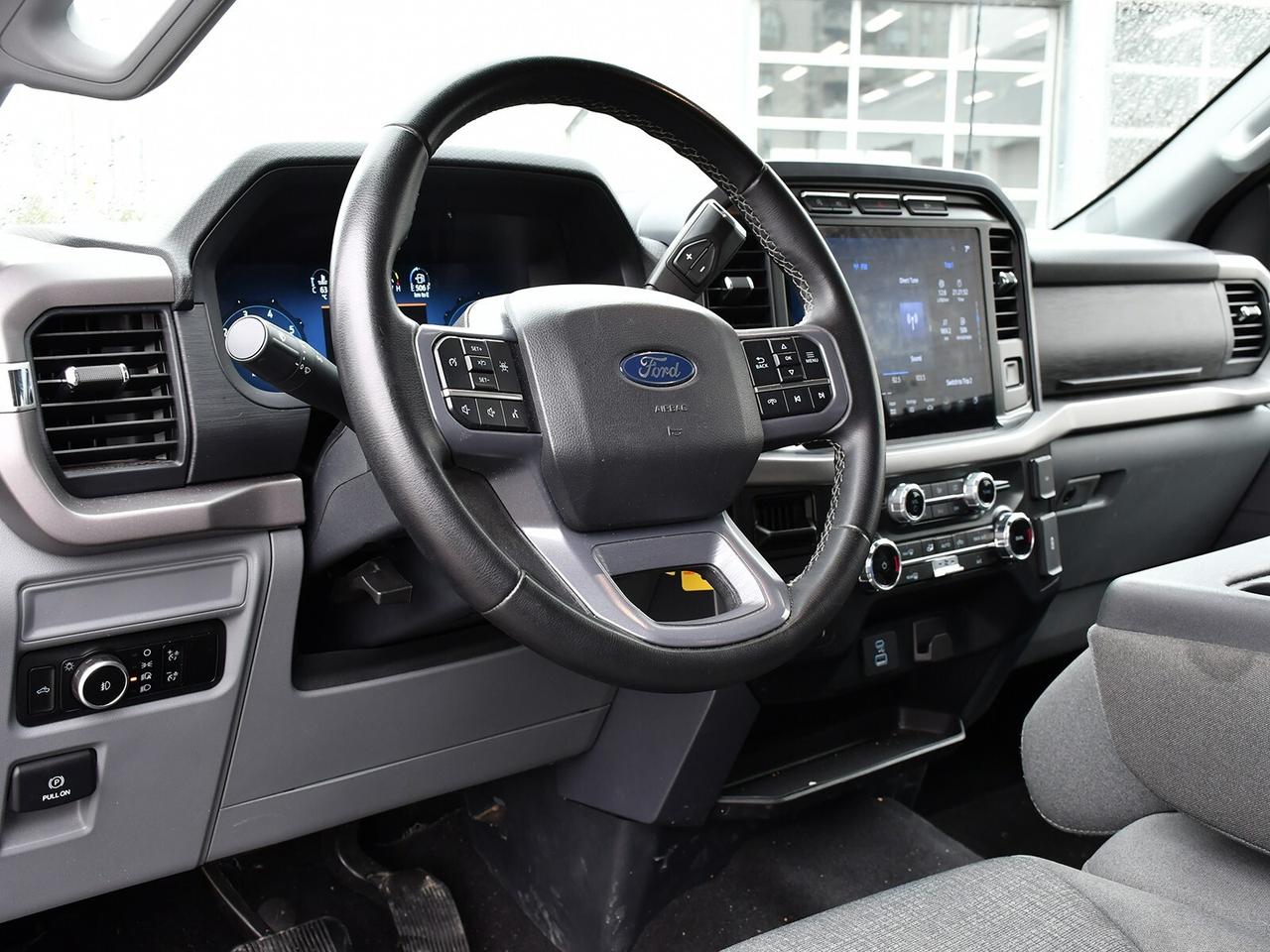 2024 Ford F-150 XLT 4X4   SUPERCREW   GREAT VALUE Photo