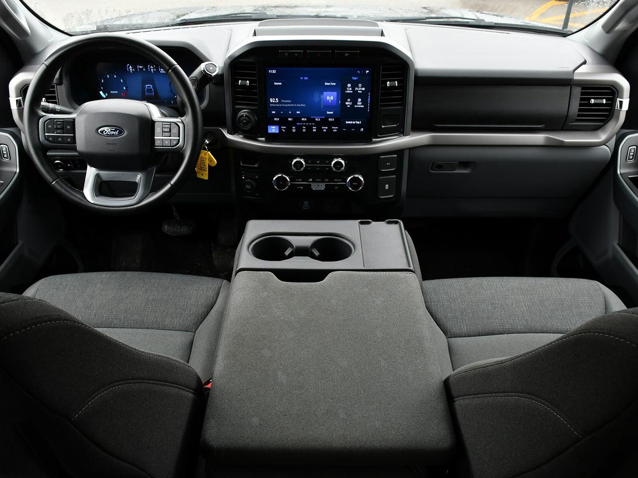 2024 Ford F-150 XLT 4X4   SUPERCREW   GREAT VALUE Photo