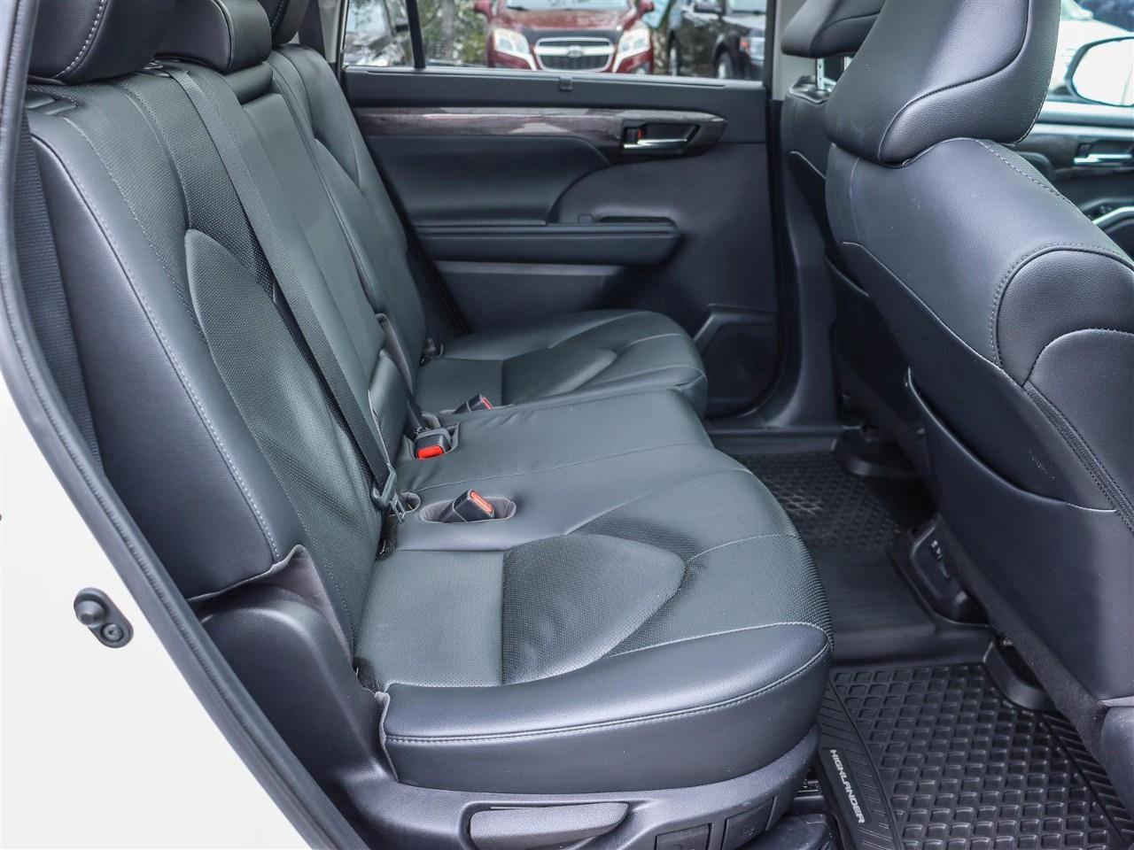 2021 Toyota Highlander Hybrid Limited 4dr All-Wheel Drive Photo