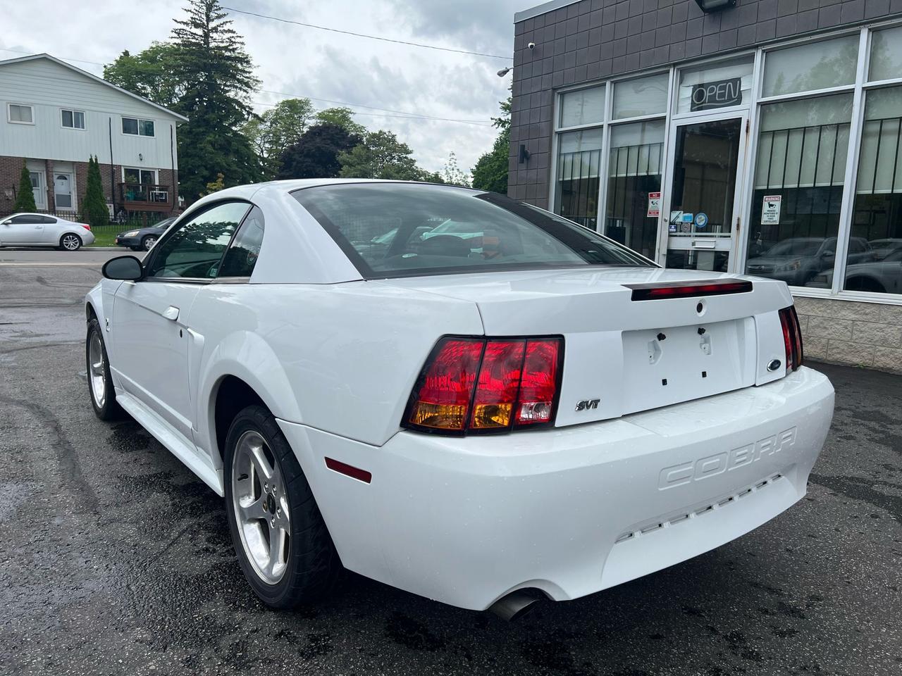 2001 Ford Mustang 2dr Cpe SVT Cobra only 36834kms Photo