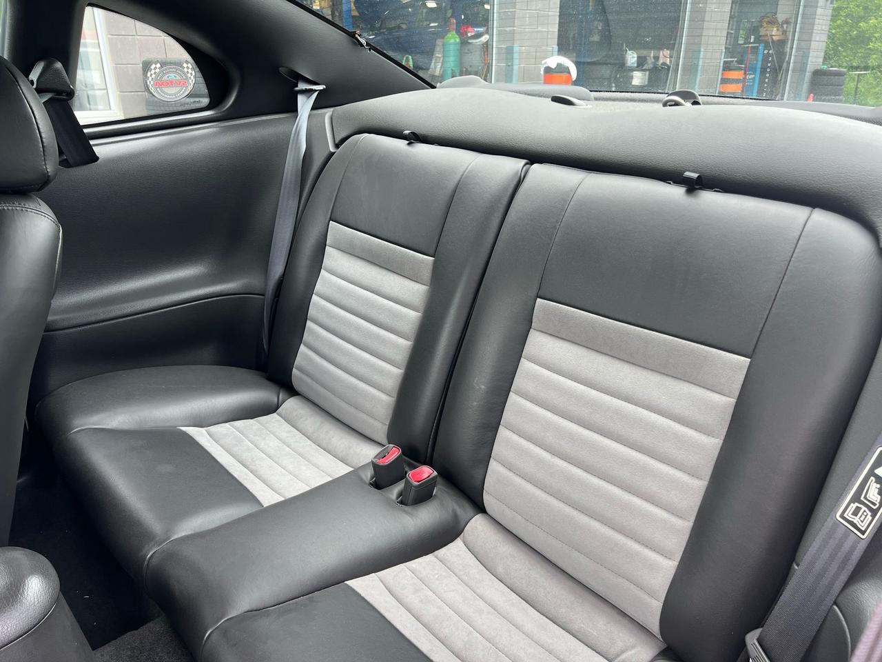 2001 Ford Mustang 2dr Cpe SVT Cobra only 36834kms Photo