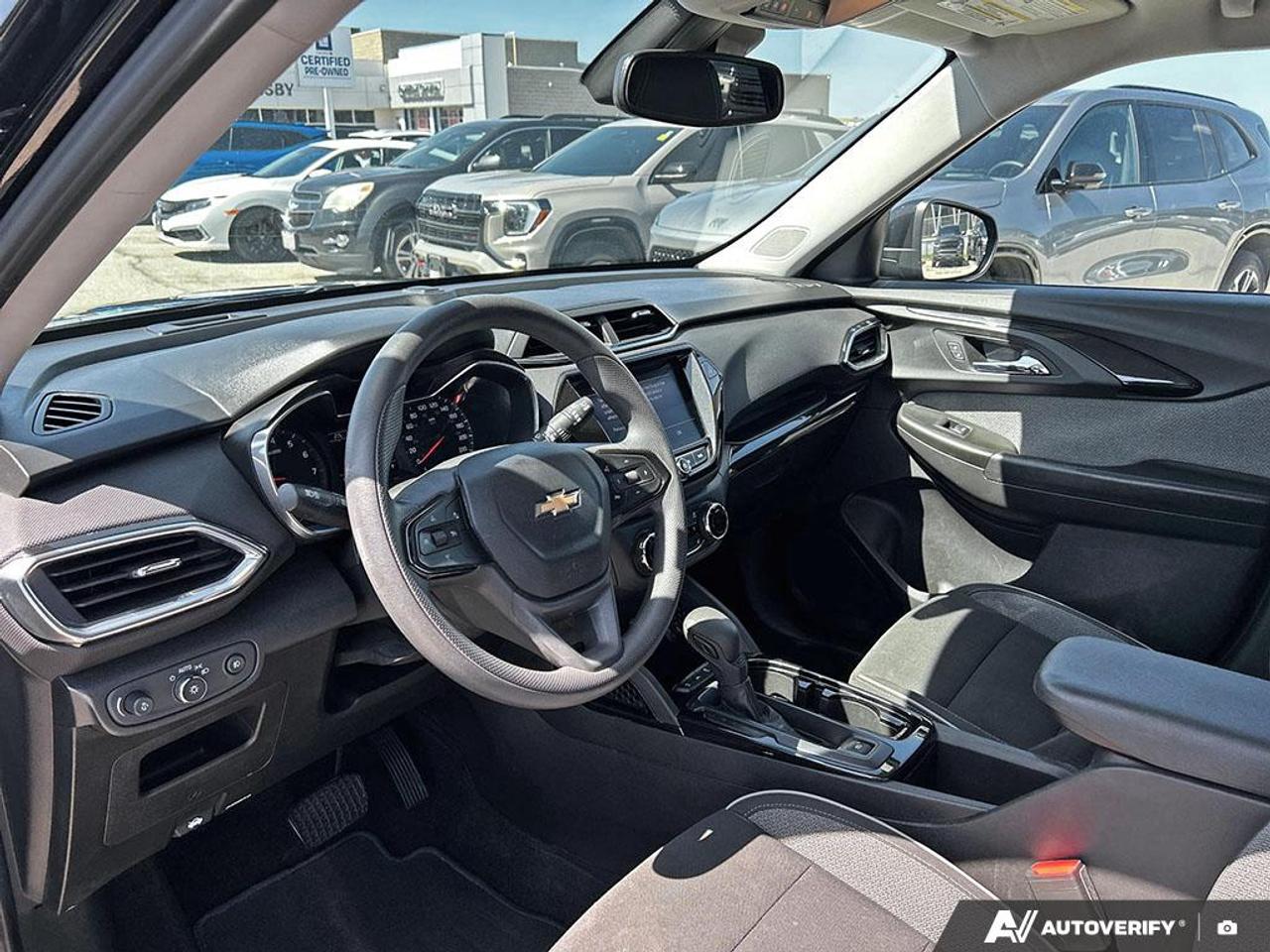 2021 Chevrolet TrailBlazer LT Front-Wheel Drive Photo