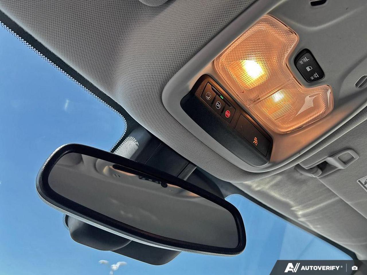 2021 Chevrolet TrailBlazer LT Front-Wheel Drive Photo
