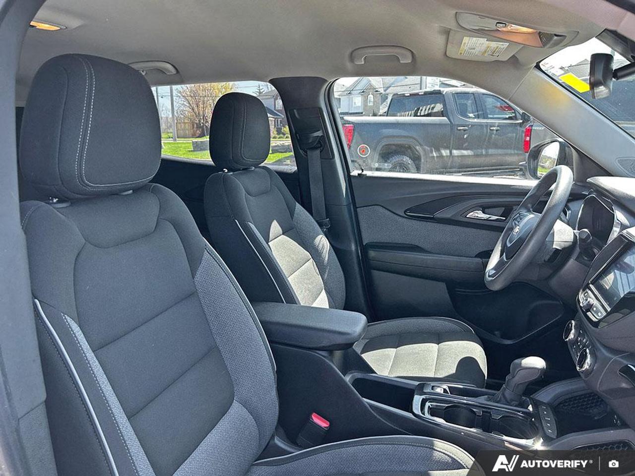 2021 Chevrolet TrailBlazer LT Front-Wheel Drive Photo