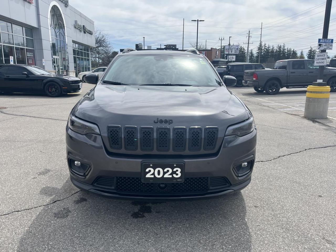2023 Jeep Cherokee Altitude 4x4 Photo