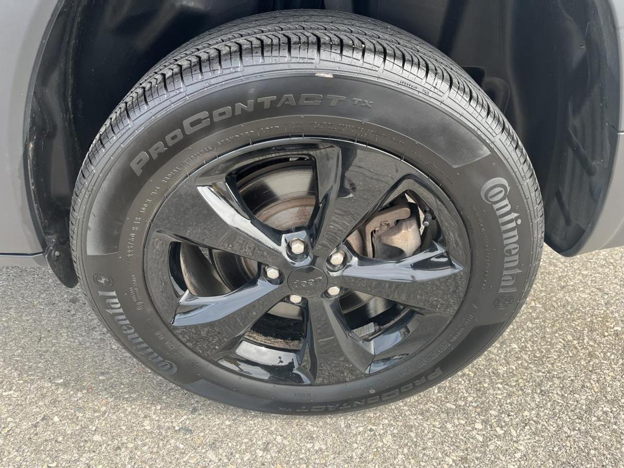 2023 Jeep Cherokee Altitude 4x4 Photo