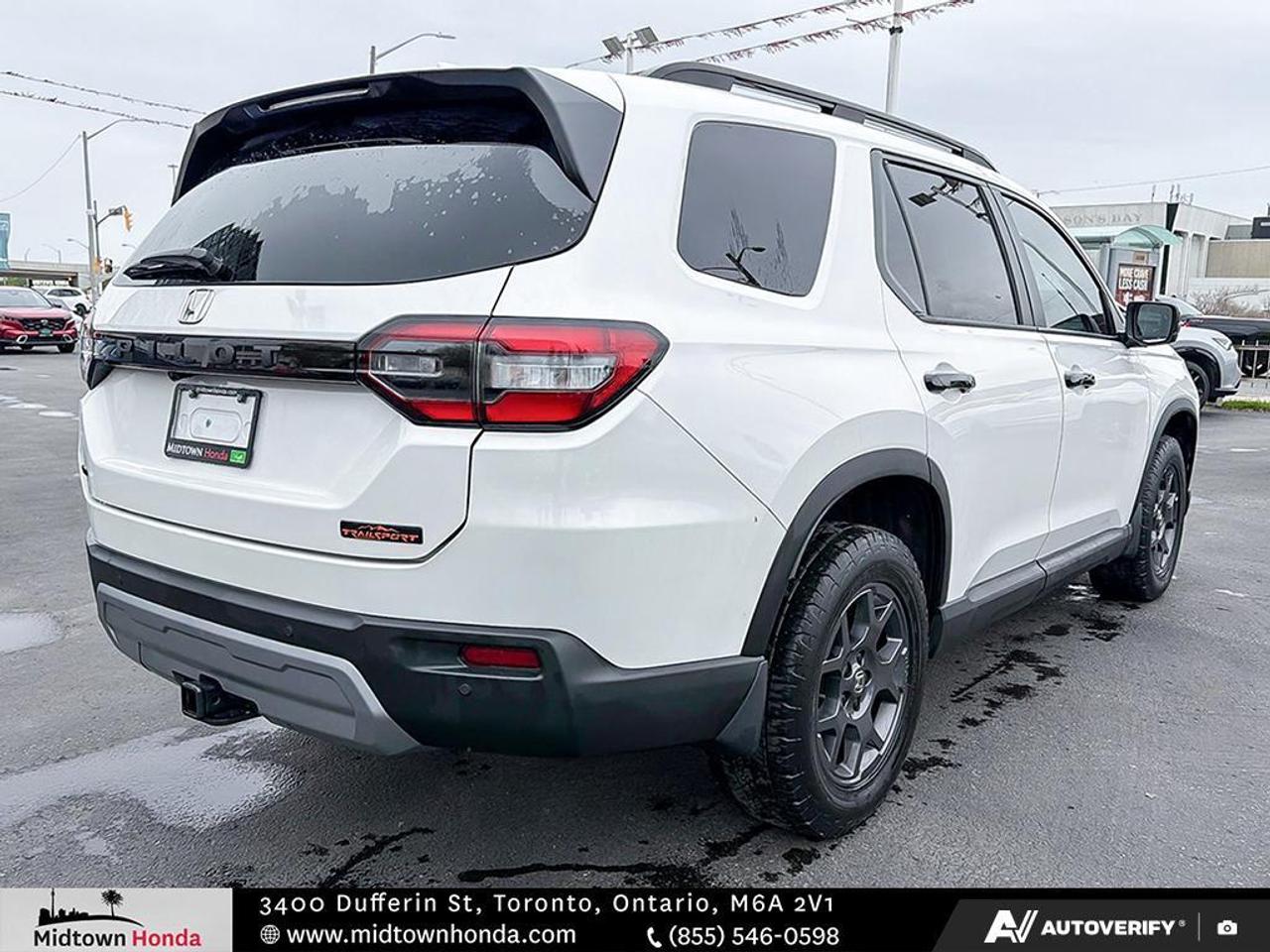 2023 Honda Pilot MOONROOF I LANE ASSIST I NO ACCIDENTS Photo
