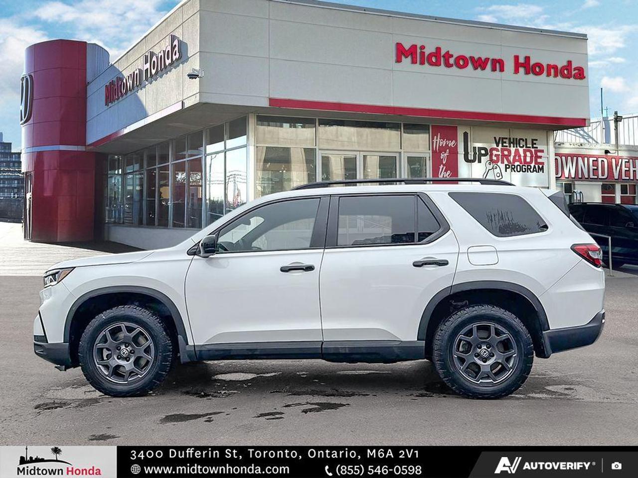 2023 Honda Pilot TrailSport AWD Photo4