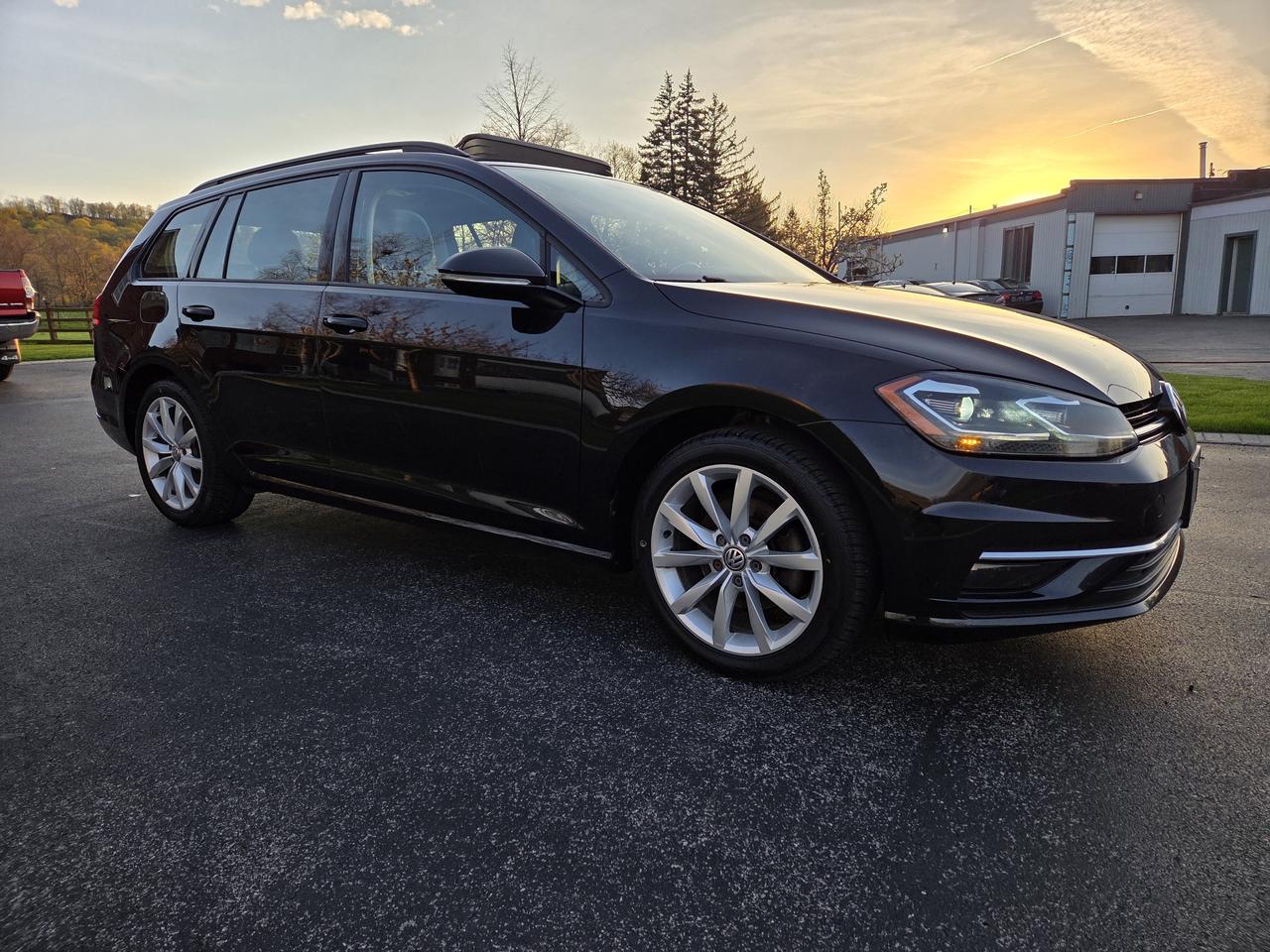 2018 Volkswagen Golf SportWagen Rare Find, Comfortline Manual, Sunroof, Loaded! Photo
