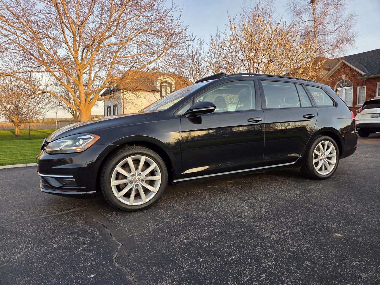 2018 Volkswagen Golf SportWagen Rare Find, Comfortline Manual, Sunroof, Loaded! Photo