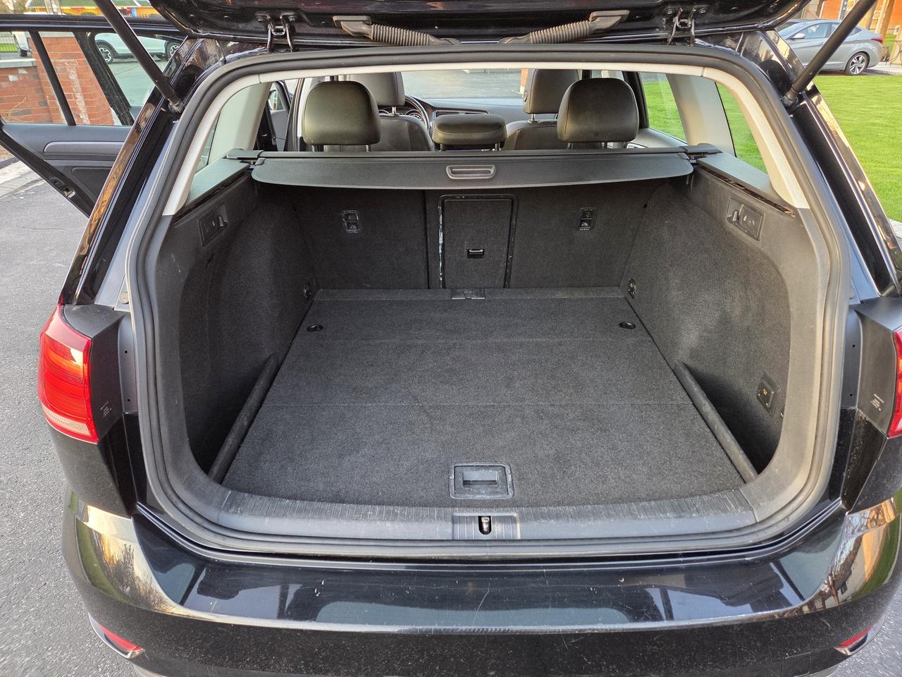 2018 Volkswagen Golf SportWagen Rare Find, Comfortline Manual, Sunroof, Loaded! Photo