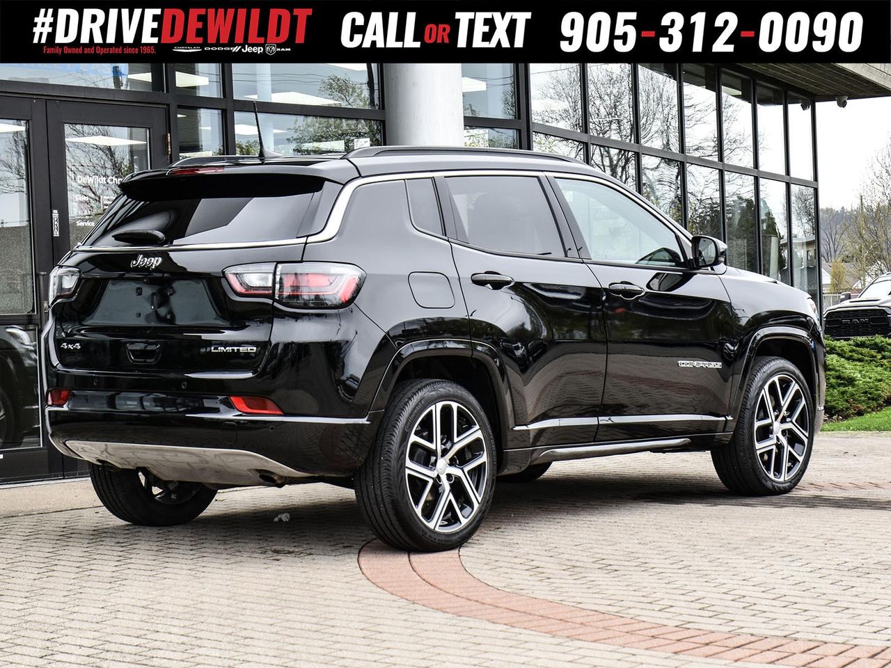 2024 Jeep Compass LIMITED   ELITE GROUP   PREMIUM LEATHER SEATS Photo