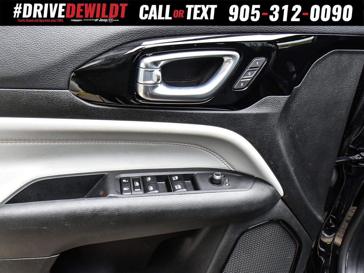 2024 Jeep Compass LIMITED   ELITE GROUP   PREMIUM LEATHER SEATS Photo